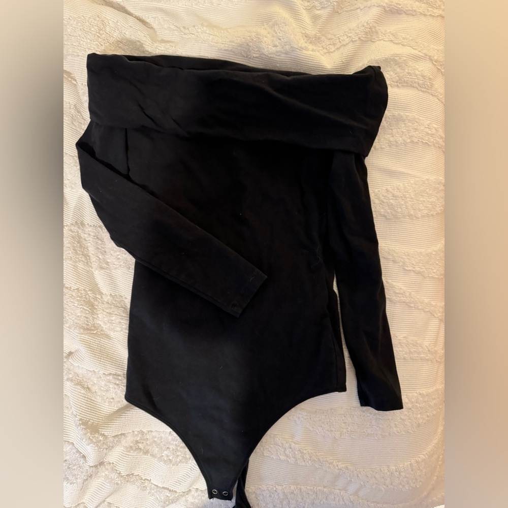 Abercrombie Off Shoulder Bodysuit